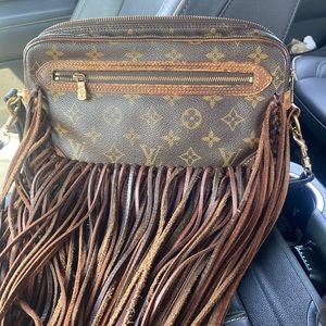 Authentic Louis Vuitton BOHO crossbody
